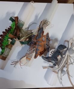 Λευκή στρογγυλή αρωματική λαμπάδα με δεινόσαυρο